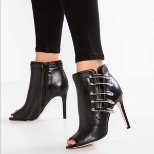 Katy Perry Women's Black 100mm Unity Pins Leather Ankle Boots Size 40.5